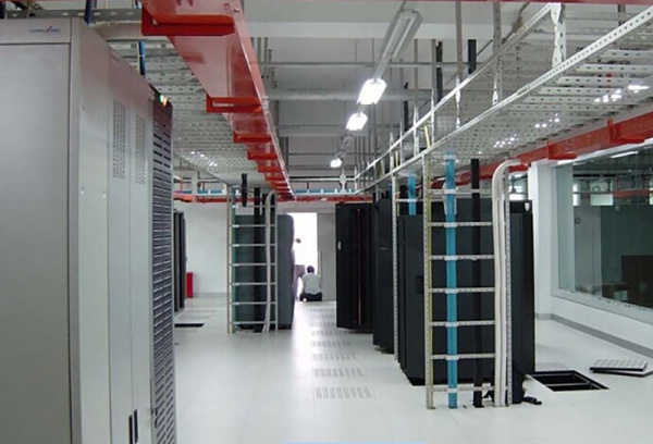 机房设备安装及布管