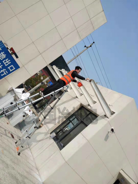 玻璃雨棚工程安装